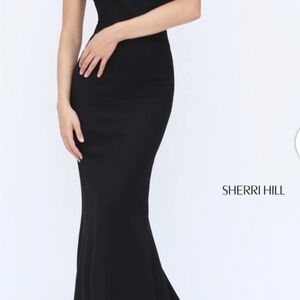 Sherri Hill Black Off-Shoulder Strapless Gown